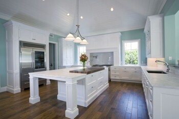 Move in Move Out Cleaning by Glossy Look Services LLC